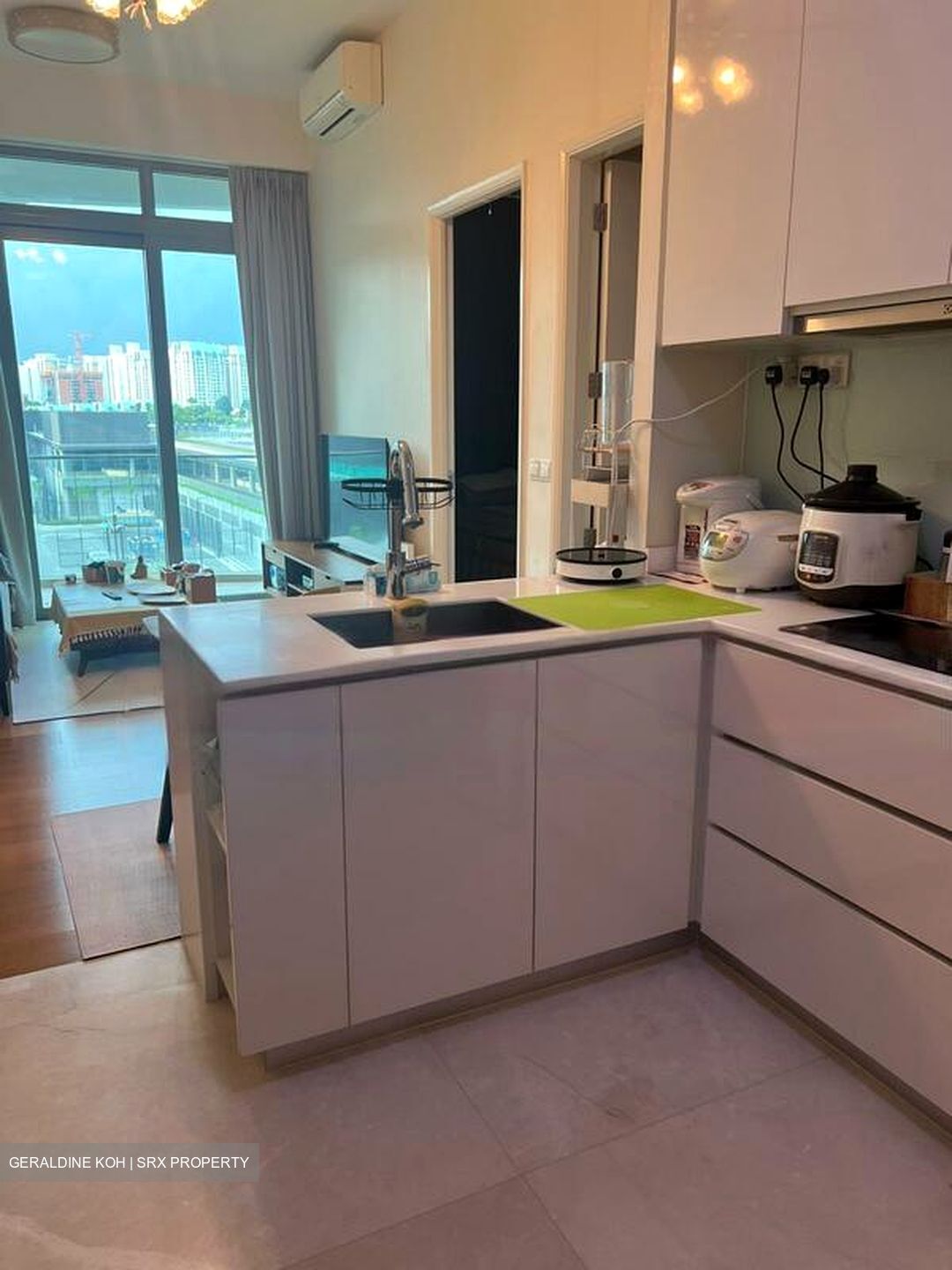 Kingsford . Hillview Peak (D23), Condominium #458684691